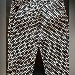 Black and white patterned Loft Marisa skinny pant